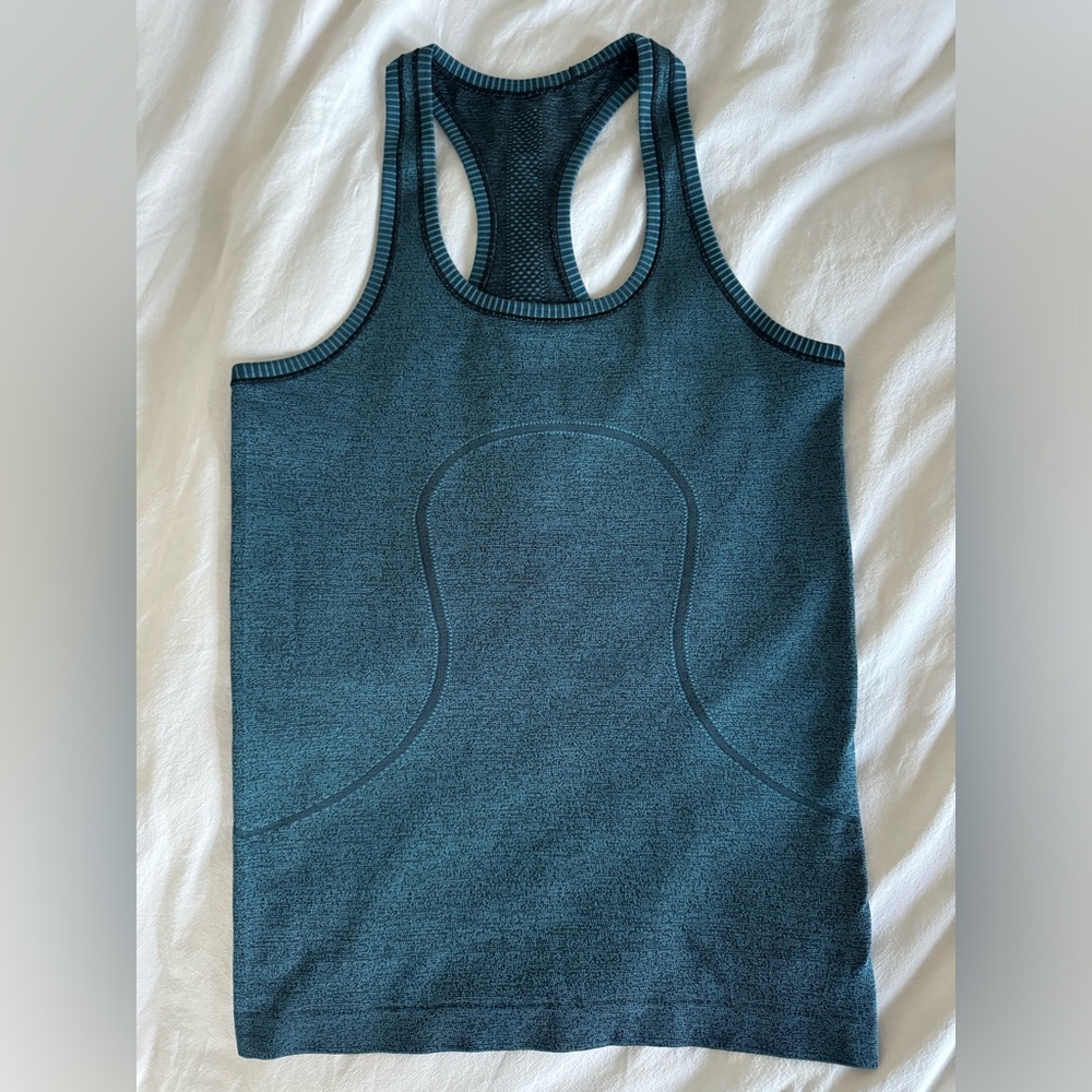 Lululemon Swiftly Tech tank top, size 6 color teal